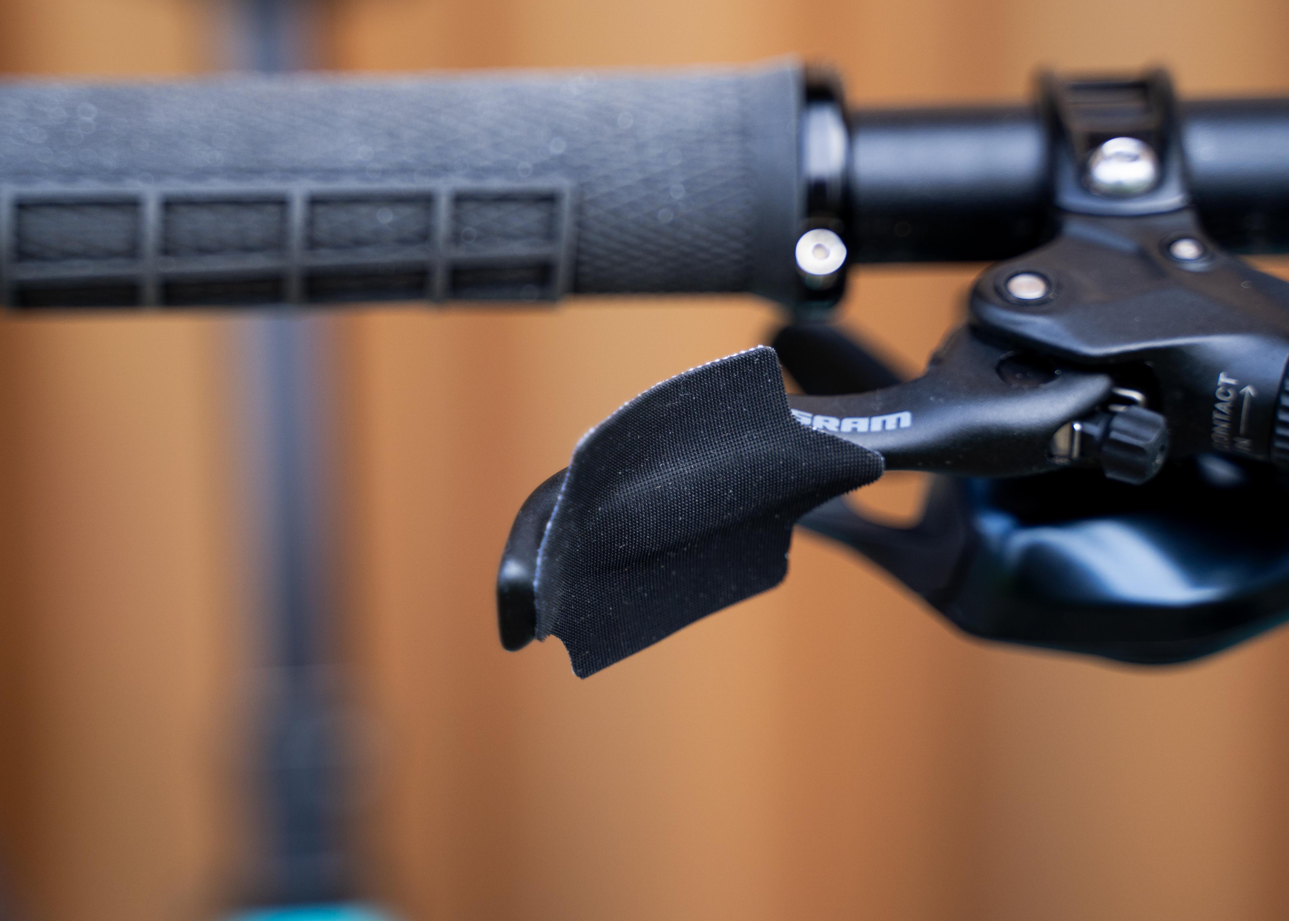 Sendhit Lever Grips Horizontal (12).jpg