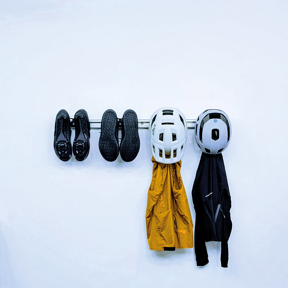 Lodestar-Helmet-&-Shoe-Set-lifestyle.png