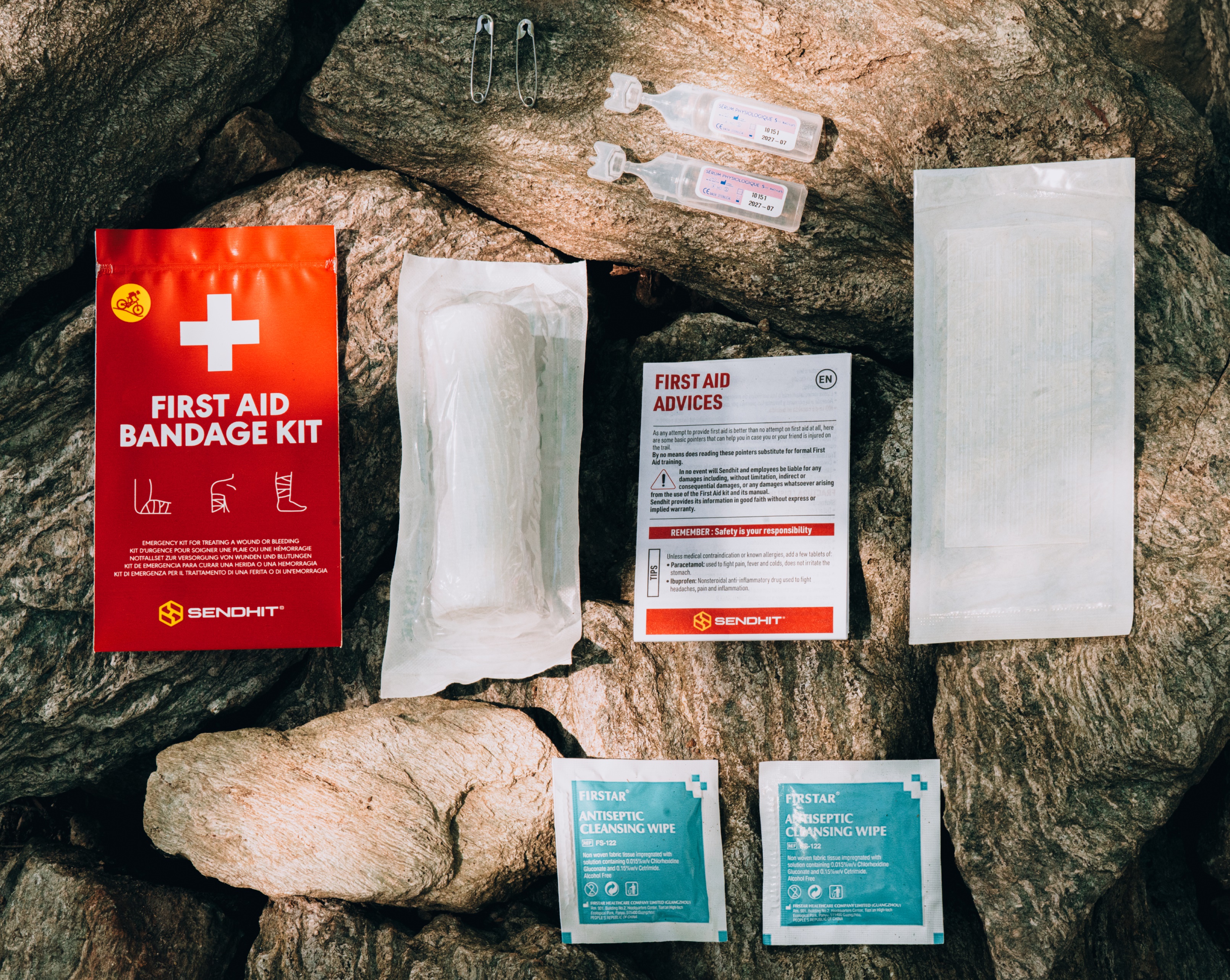 FirstAidKitBandage.jpg