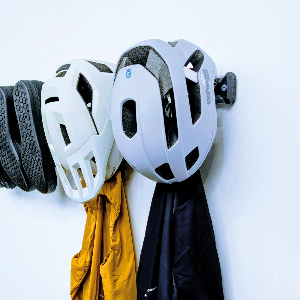 Lodestar-Helmet-&-Shoe-Set-lifestyle-3.png