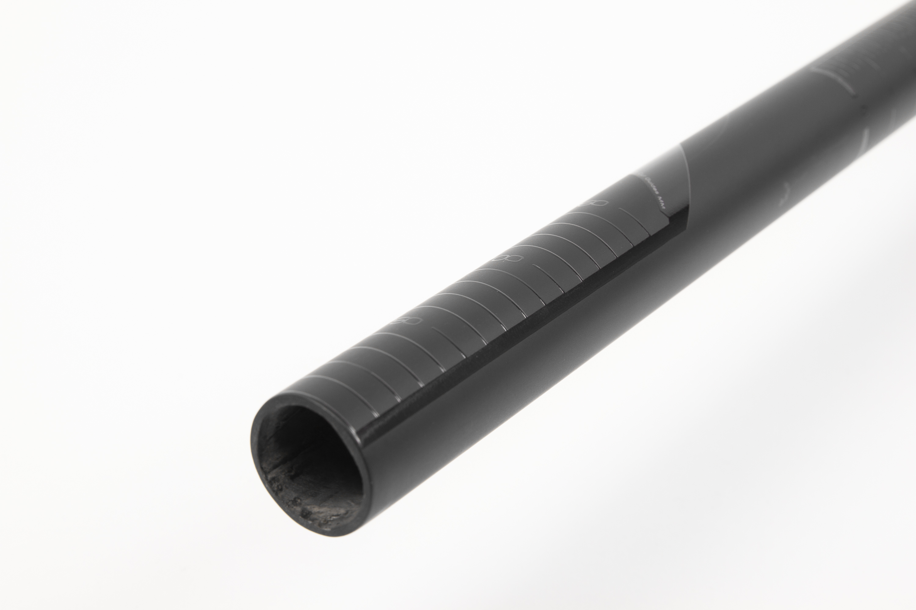 T1000-05-XXX TAG Metals T1 Carbon Handlebar Black-Graphite Cut Guide Detail 5.jpg