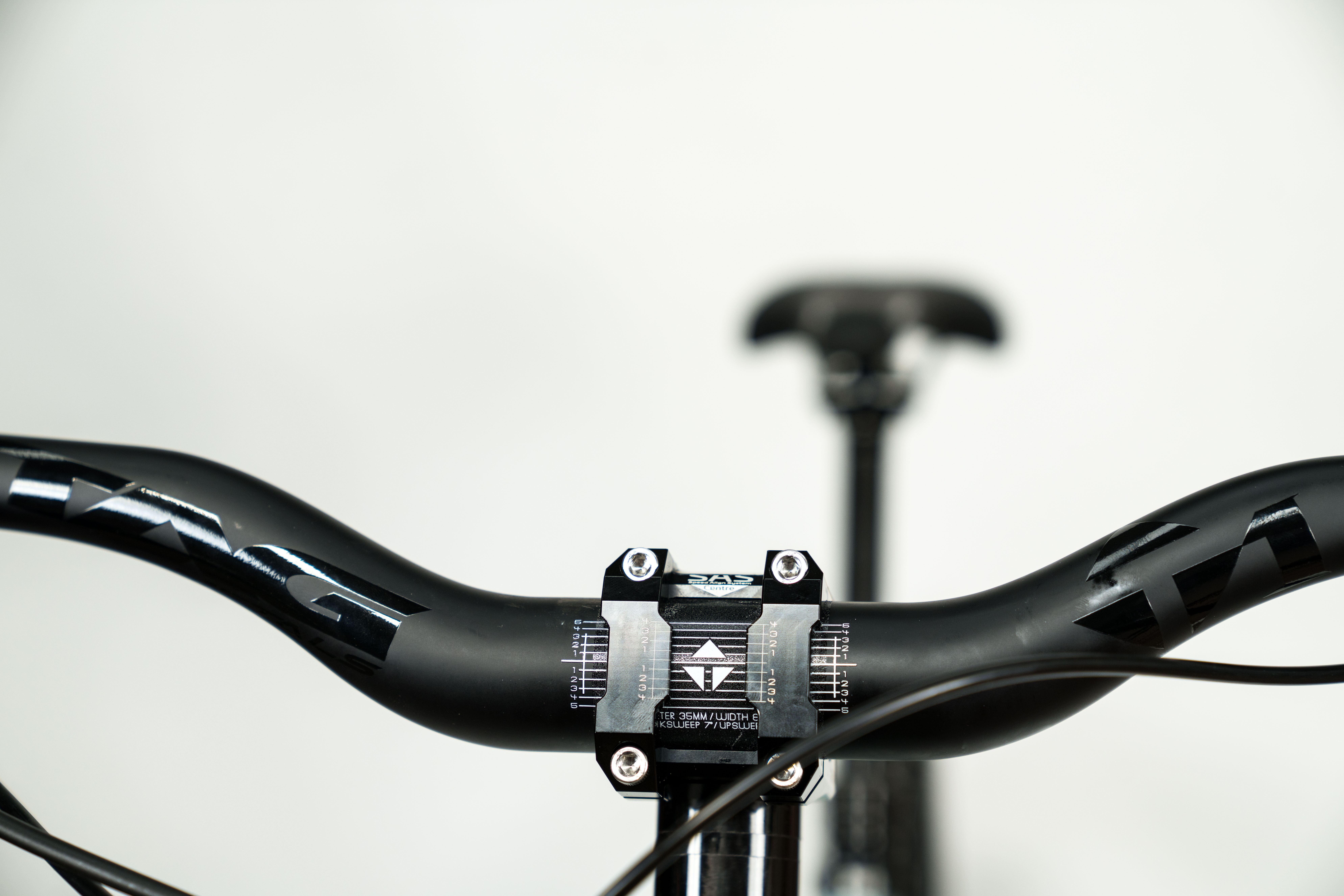 T200X-08-XXX TAG Metals T1 Aluminum Stem On Bike 2.jpg