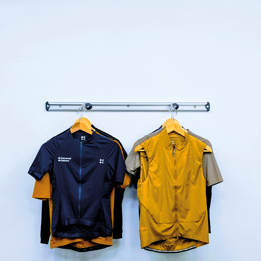 Lodestar-Clothes-Set-lifestyle-3.png