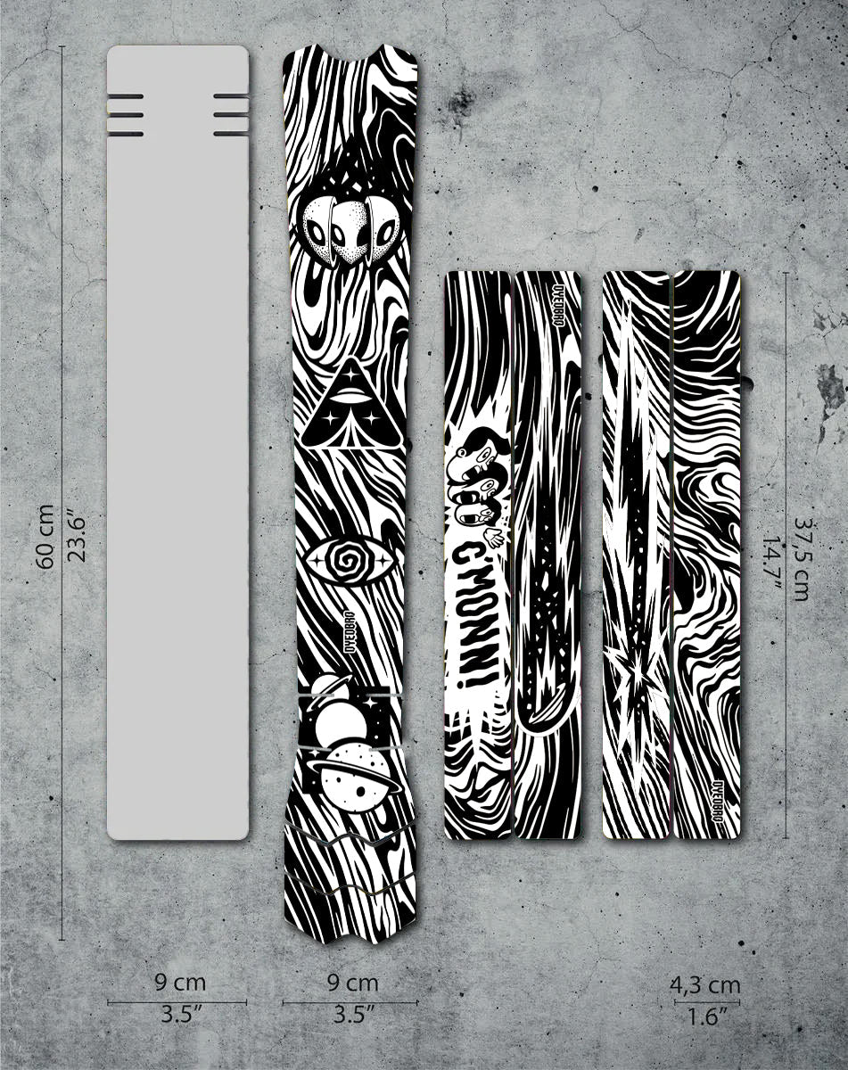 Kaos-Black-Clear-Flat.jpg