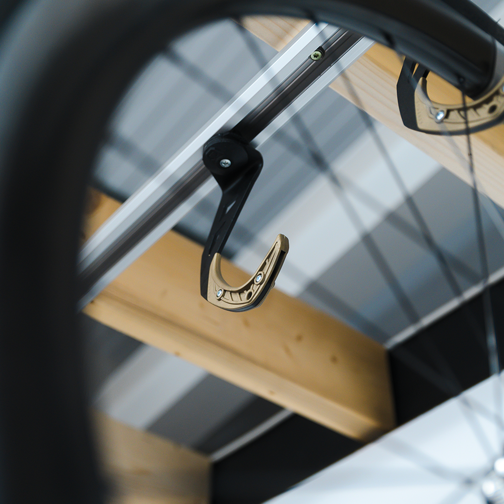 Lodestar-Ceiling-Hook-SB-SA-0090-ceiling-tyre.png